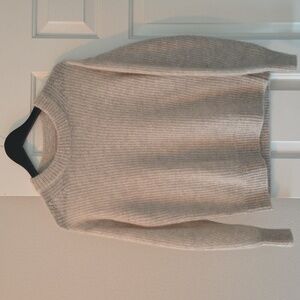 "Like New" Everlane Cocoon Crew - Alpaca // XXS